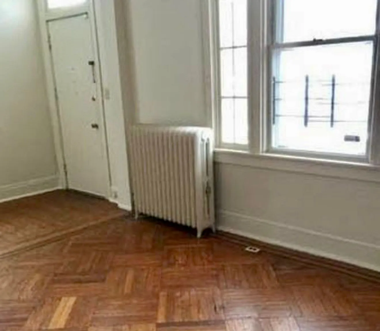2 bed, 1.0 bath, 1100 sqft, $1,400 — Photo 2