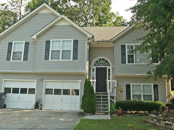 2nd image of 5971 Graywood Cir SE