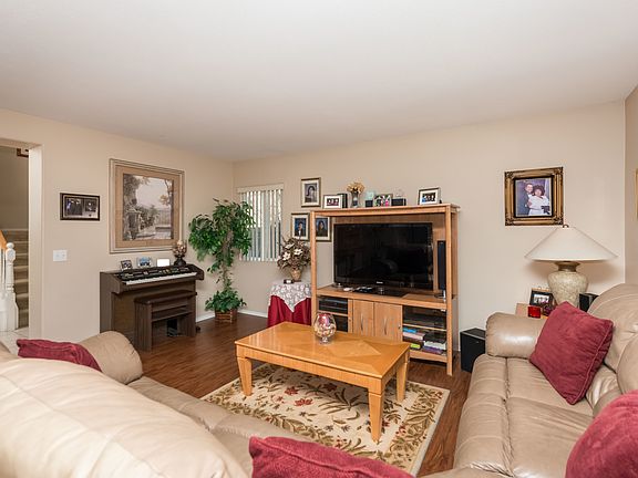4th image of 6045 Vista San Isidro