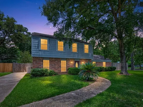 2239 Parkdale Dr, Humble, TX 77339