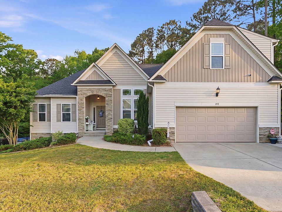 1st image of 142 Candlenut Ln