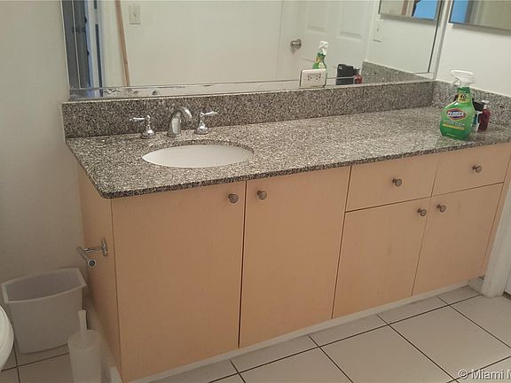 3rd image of 2457 Centergate Dr APT 105