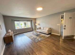 502 S Cloverdale St APT 202, Seattle, WA 98108