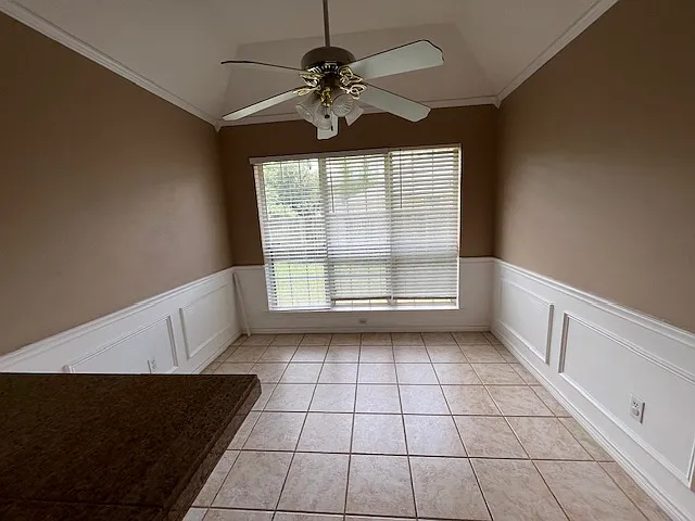 3117 Campus Cir — Photo 9