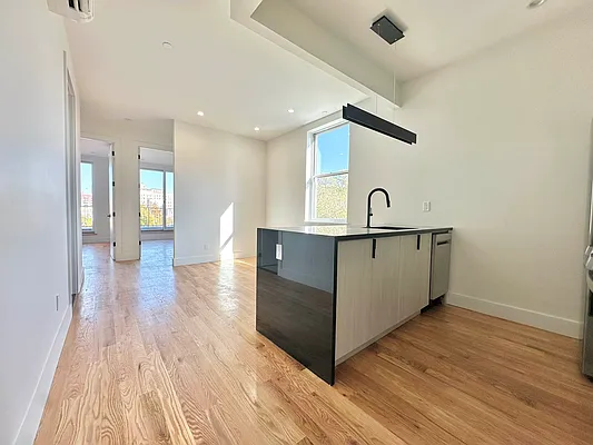 Rented by Doorway NYC, LLC | media 1