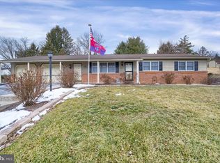 344 Holiday Ln, Lewistown, PA 17044