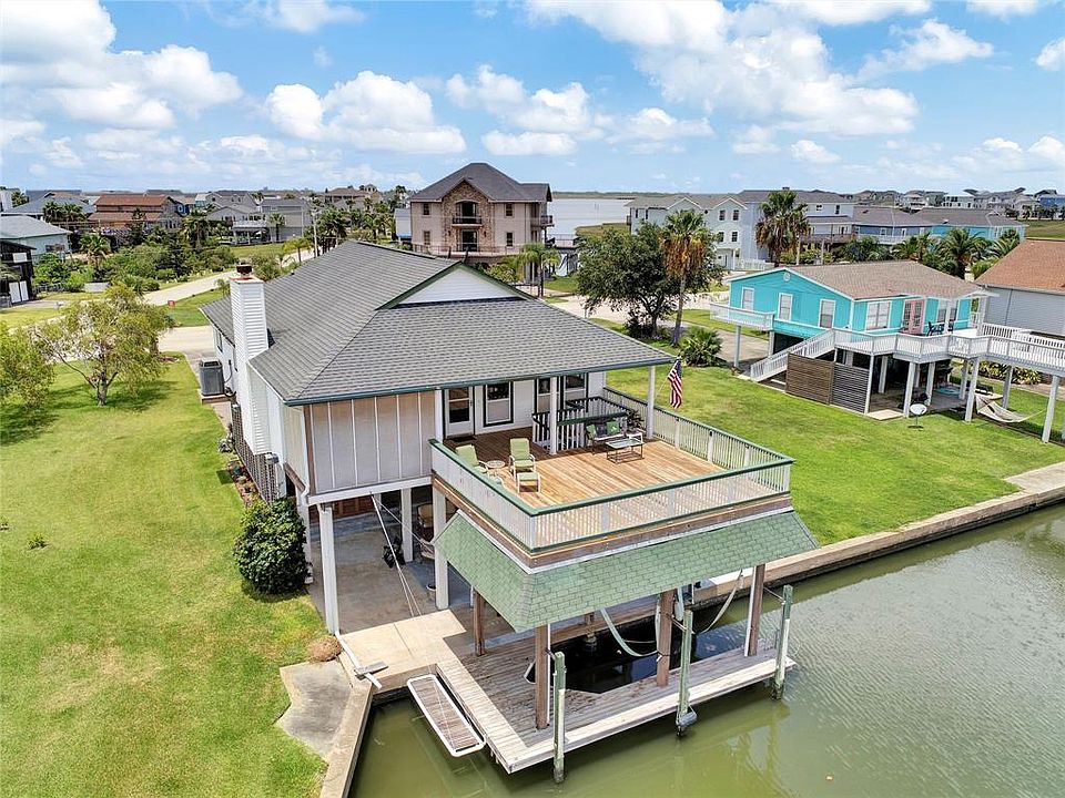1st image of 1031 Tiki Dr