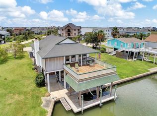 1031 Tiki Dr, Tiki Island, TX 77554