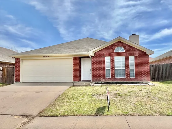 7029 Stetter Dr, Arlington, TX 76001