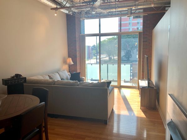 614 S Troy St UNIT 106