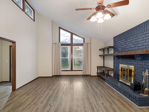 5th image of 4740 S Glenn Avenue
