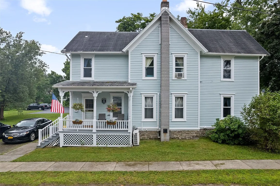 32 Birdsall St photo 1