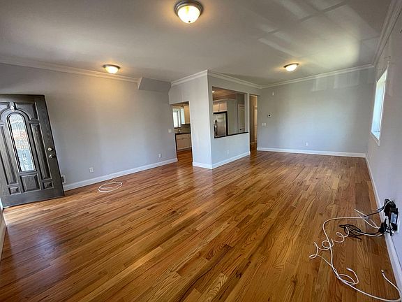 4th image of 70 Canton Ave Floor 1