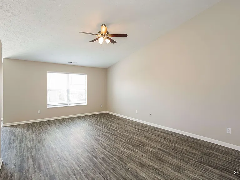 13294 Middlewood Ln — Photo 5