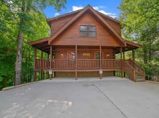 3516 Sand Ridge Way, Pigeon Forge, TN 37863