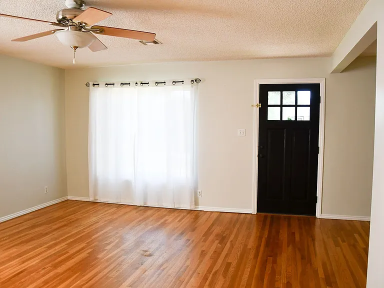 1210 E Oakmont Ave — Photo 11