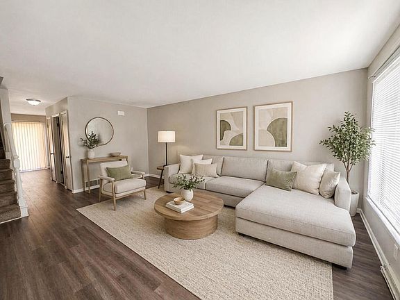 3rd image of 6266 W Port AVENUE