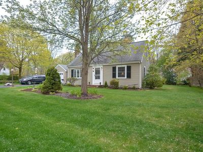 2 Woodfield Rd, Wellesley, MA, 02482