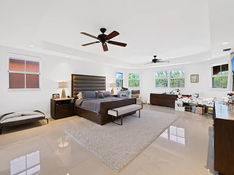 2760 SW 156th Pl — Photo 17