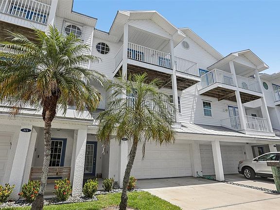2nd image of 113 Yacht Club Cir