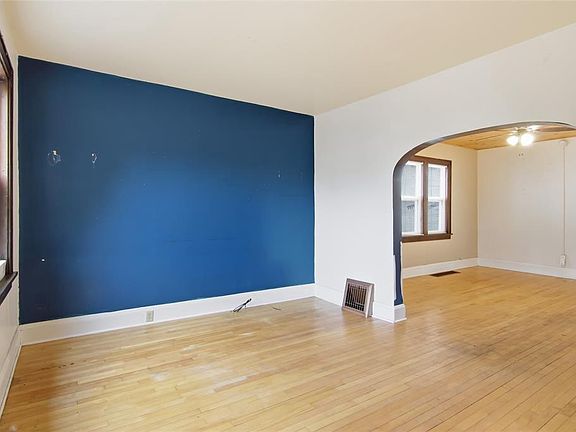 3rd image of 1813 Bellinger Street
