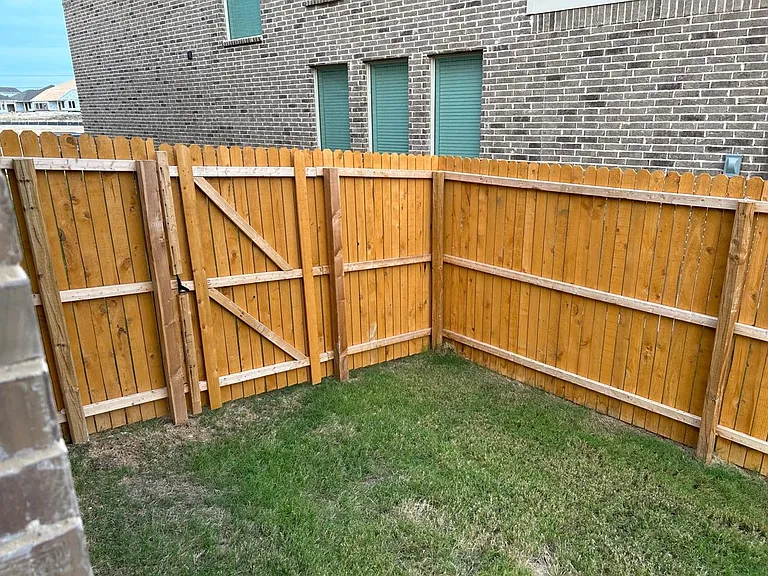 2517 Maplehurst Dr — Photo 31