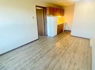 1002 Oregon St #2, Oshkosh, WI 54902