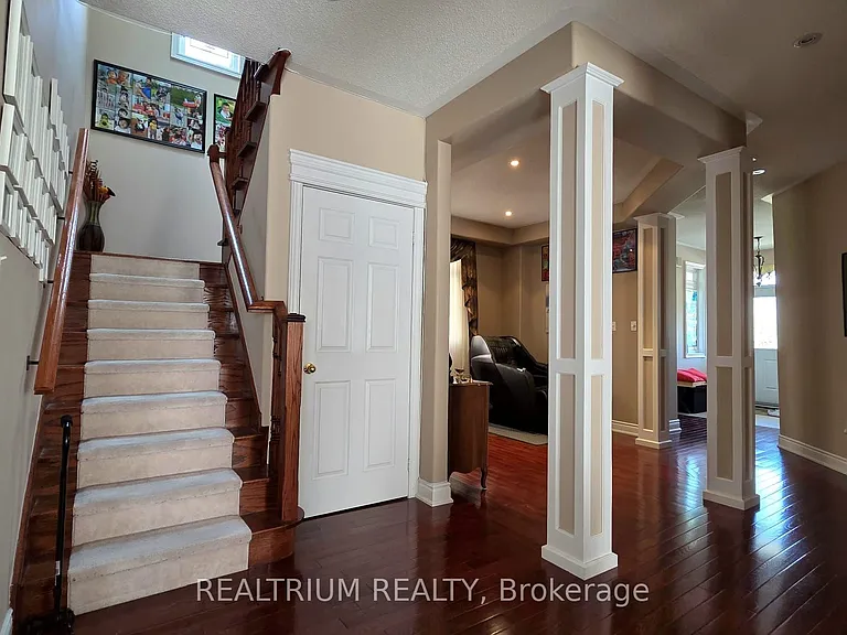 63 Westminster Cir — Photo 9