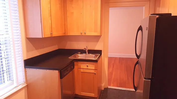 Rented by Realty Queens LLC | media 41