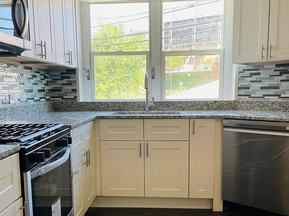 1st image of 3541 N Lowell Ave #1