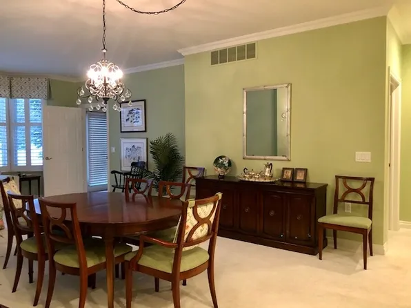 4123 Village Cir Unit 32, Harbor Springs, MI 49740