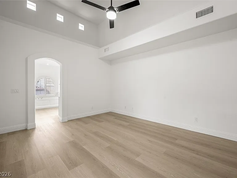 1087 Luna Eclipse Ln #2 — Photo 19