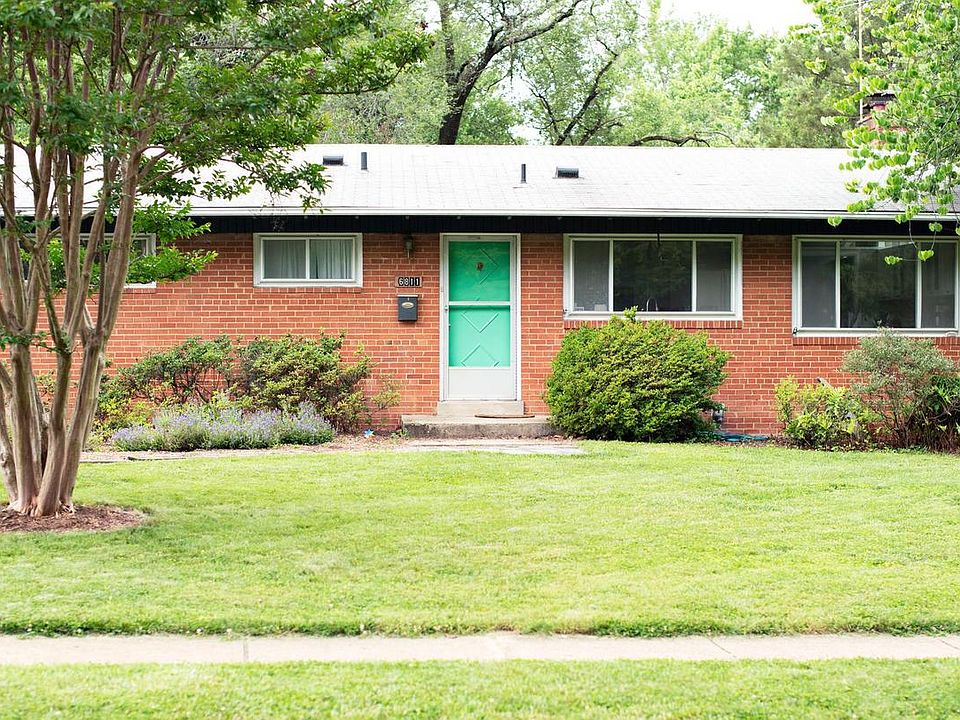 1st image of 6811 Rosemont Dr