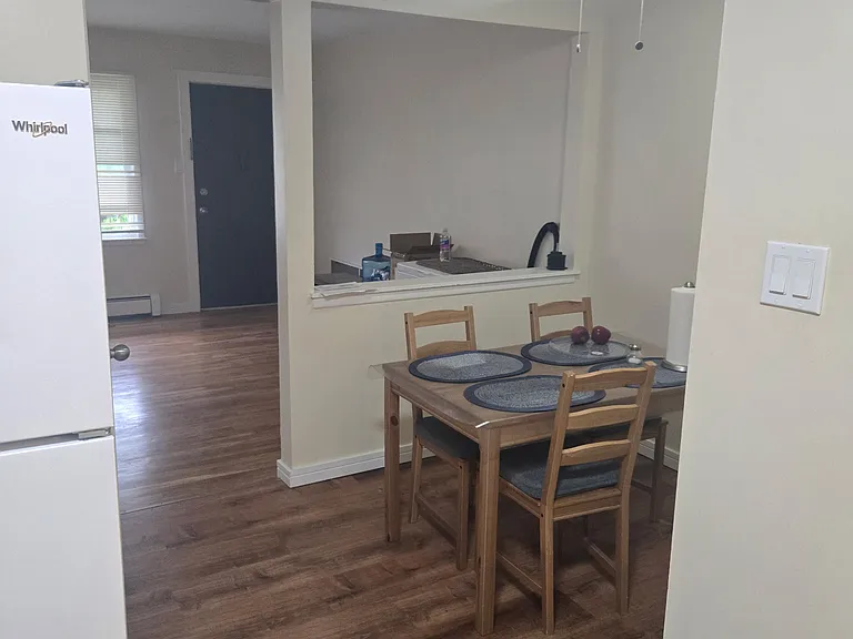 37 King Arthur Ct #17 — Photo 7