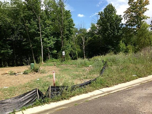 4th image of 5179 High Oaks Trl