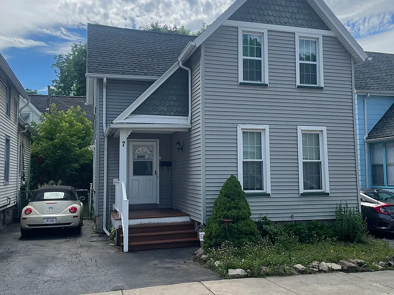 7 Pappert Pl — Photo 1