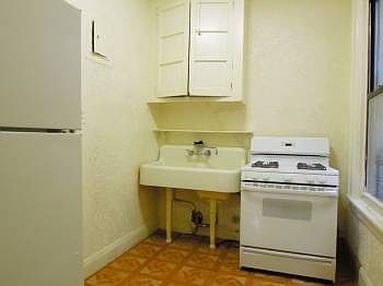 2nd image of 4846 46th St APT 1B