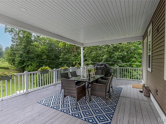 4th image of 459 Wellington Dr