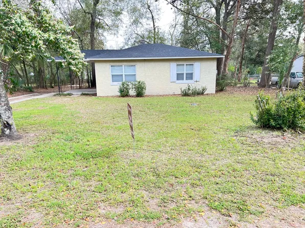 3930 Roswell Dr, Tallahassee, FL 32310