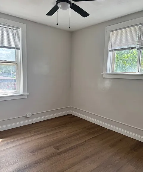 1119 N Underhill St #B — Photo 8