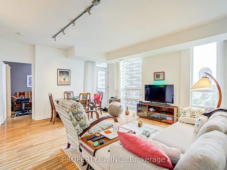 88 Broadway Ave #1407 — Photo 8