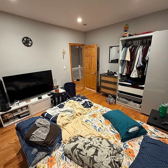 142 Newbury Ave #142 — Photo 4