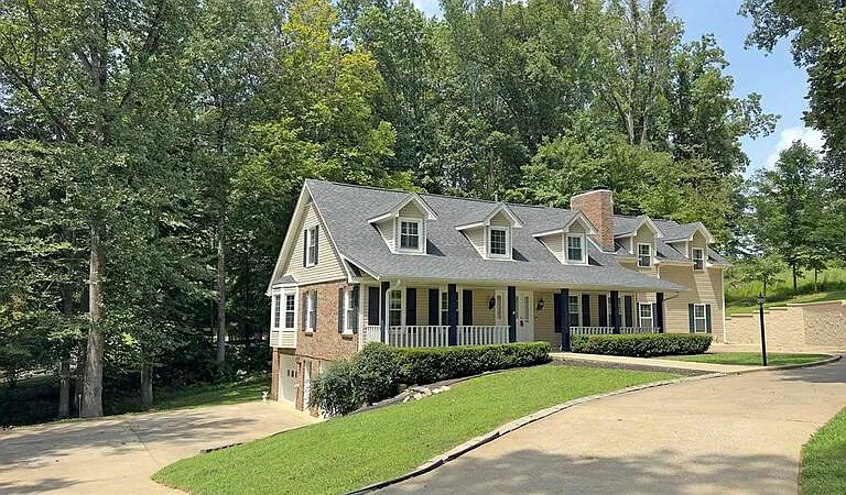 815 Shady Bluff Trl — Photo 2