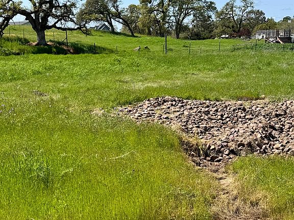 4th image of 1551 Goose Creek Rd