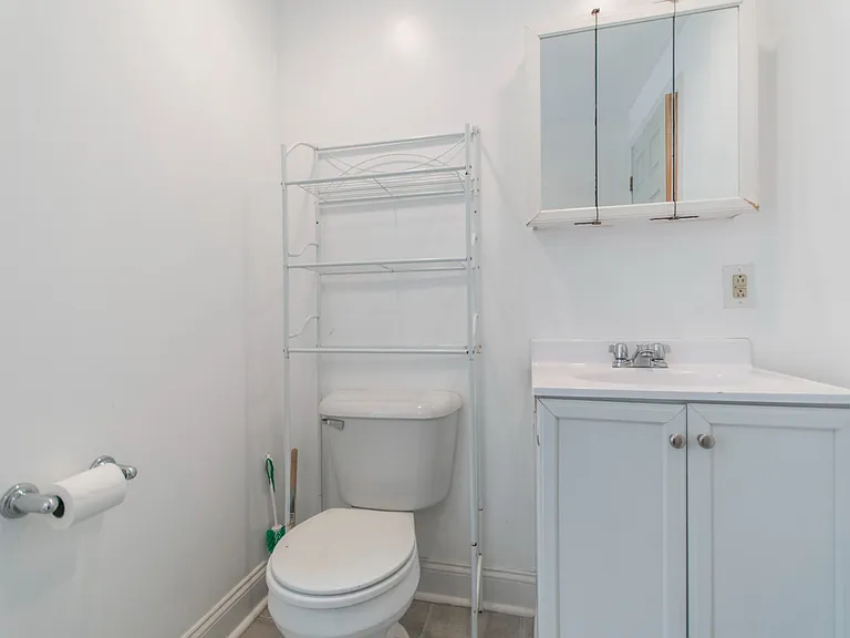 1512 W Montgomery Ave — Photo 18