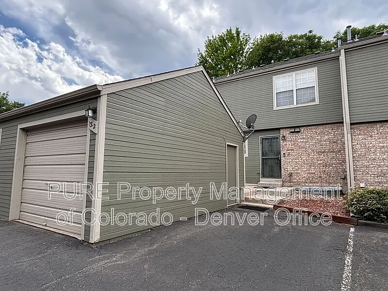 3437 S Ammons St #13-2 — Photo 2