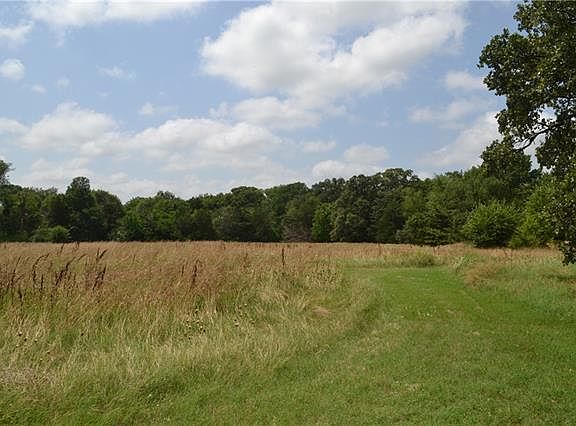 3rd image of 845 County Road 2600