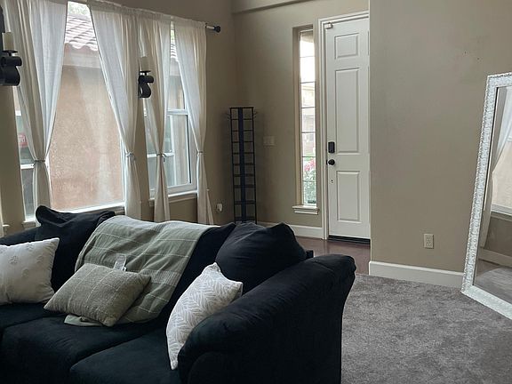 4th image of 16113 Maricopa Ln