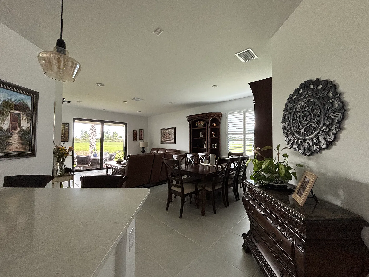 2 bed, 1625 sqft, $5,200 — Photo 4