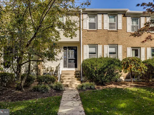 1015 Society Hill Blvd, Cherry Hill, NJ 08003